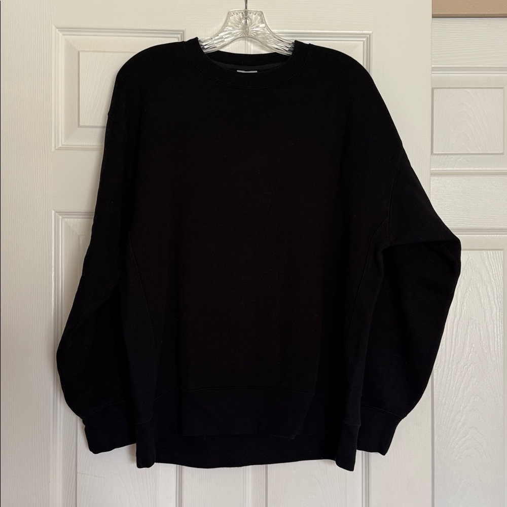 Aritzia TNA Sweatfleece Black Cozy Fleece Boyfriend Sweatshirt S